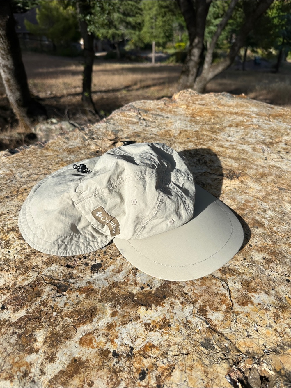 Columbia Beige/Tan Outdoor Sun Hat